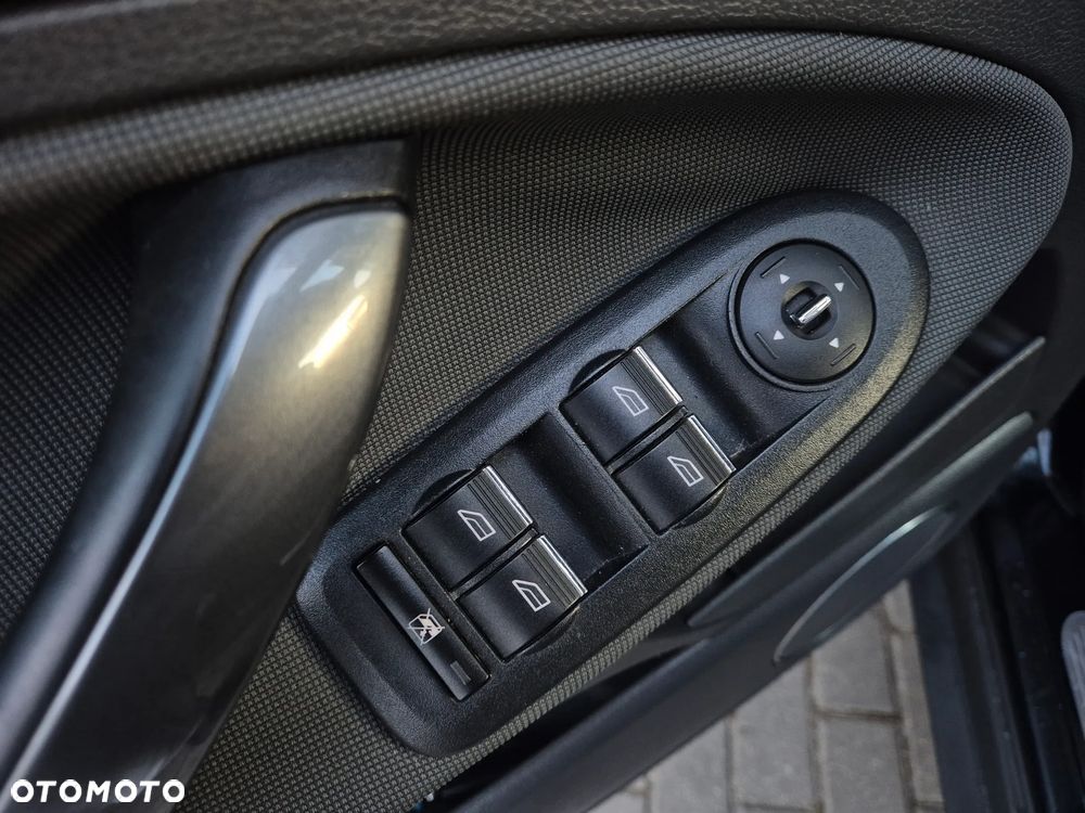 Ford Kuga 2.0 TDCi Titanium - 14