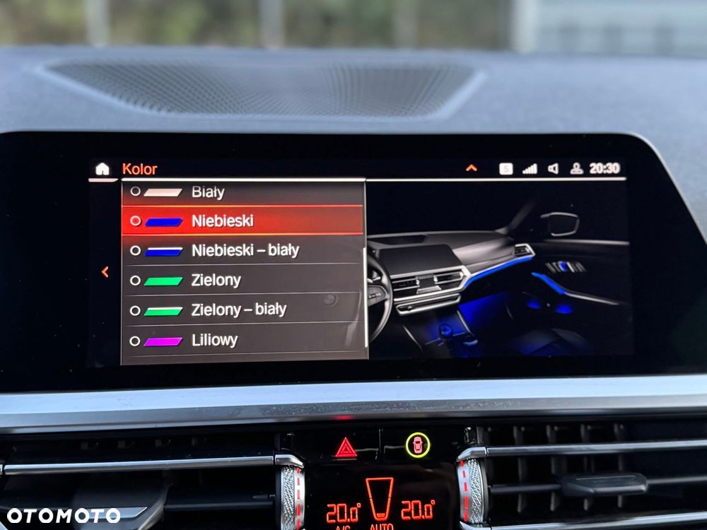 BMW Seria 3 320d Touring xDrive M Sport - 36