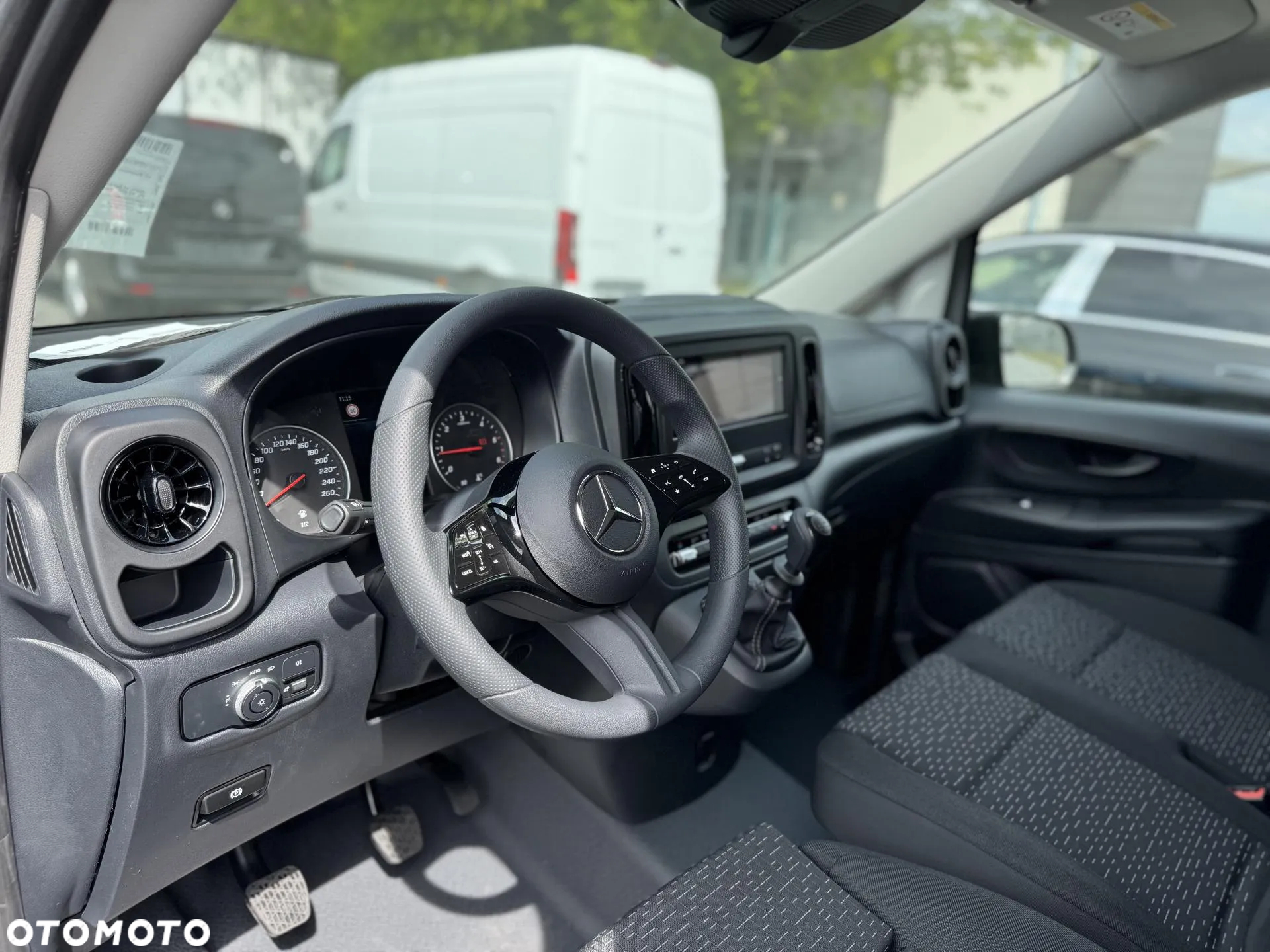 Mercedes-Benz Vito - 9