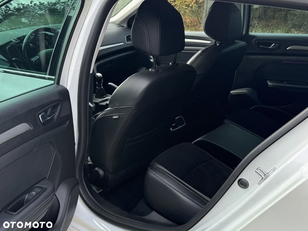 Renault Megane 1.3 TCe FAP Intens - 17