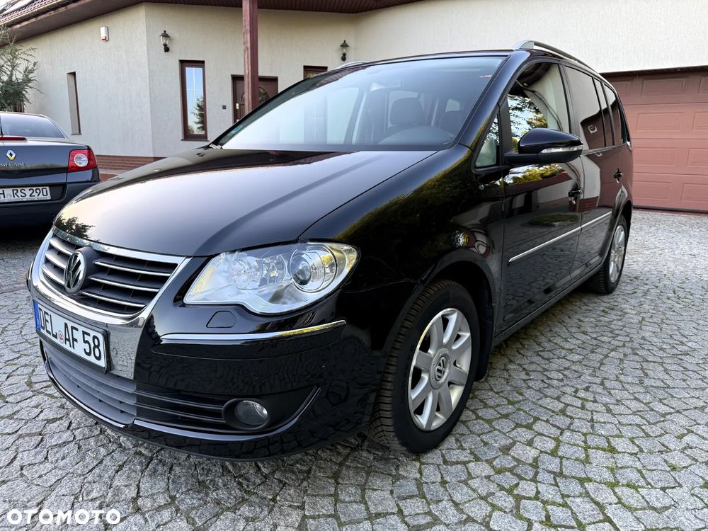 Volkswagen Touran 1.4 TSI Highline - 1