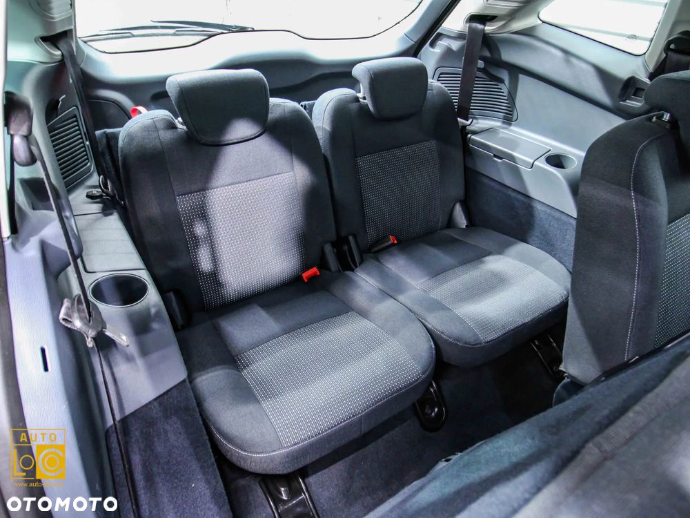 Ford Grand C-MAX ver-gr-1-6-titanium - 13