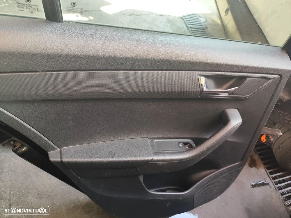 SKODA FABIA III ESTATE PORTA TRAS ESQUERDA - PT521 - 5