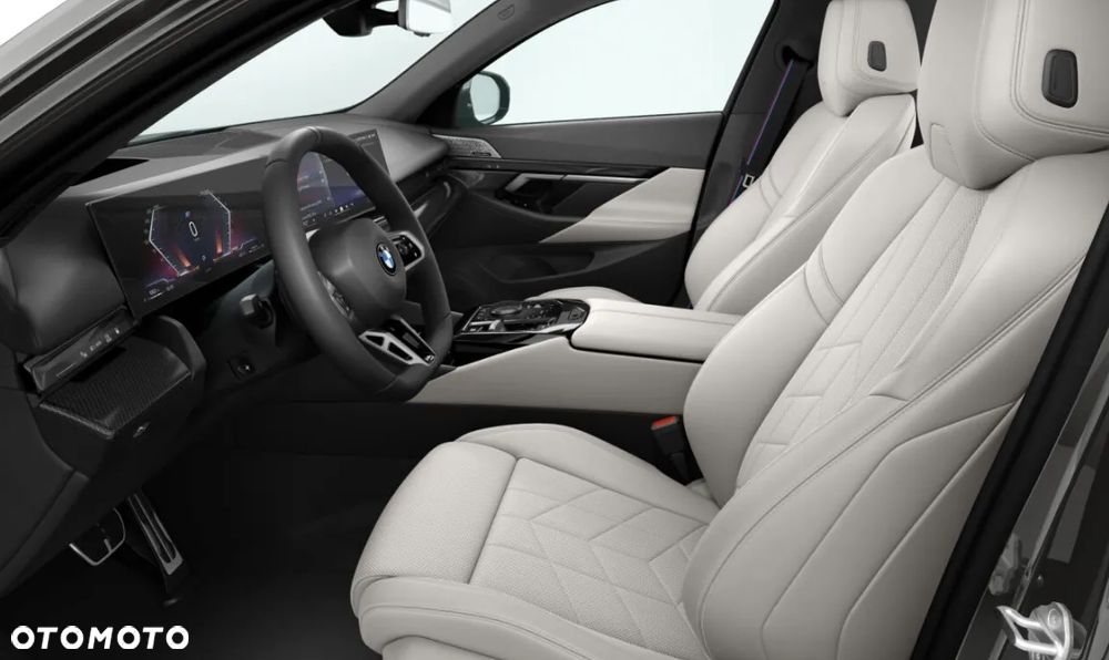 BMW Seria 5 540d xDrive mHEV M Sport - 3