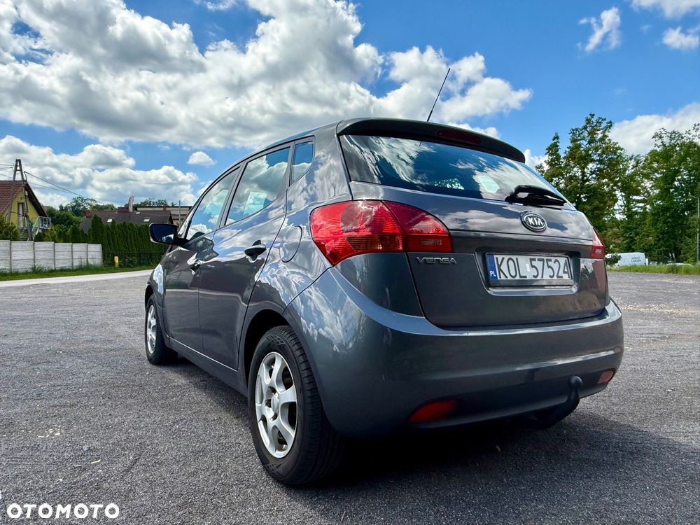 Kia Venga 1.4 CVVT Vision - 14