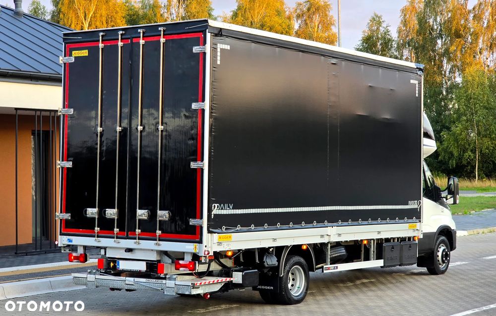 Iveco DAILY 72C18 ❗️BURTO-FIRANKA 15 PALET / DACH ZSUWANY / MAŁY PRZEBIEG / WINDA DHOLLANDIA 1000KG SLIDER / ZABUDOWA JEGGER / KABINA SYPIALNIANA / PODUSZKI PNEUMATYCZNE / XENON / FUL LED / NAVI + KAMERA COFANIA / DRZWI Z TYŁU / WEBASTO / SERWIS ASO / SALON POLSKA / NIESTPOTYKANY STAN ❗️❗️ - 5