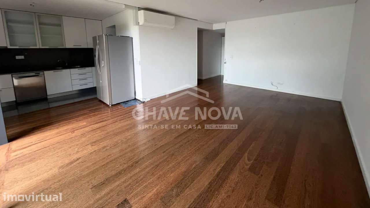 Apartamento T1 com Terraço de 35 m | Jardim das Camélias | OD/02634-TP - Grande imagem: 4/24