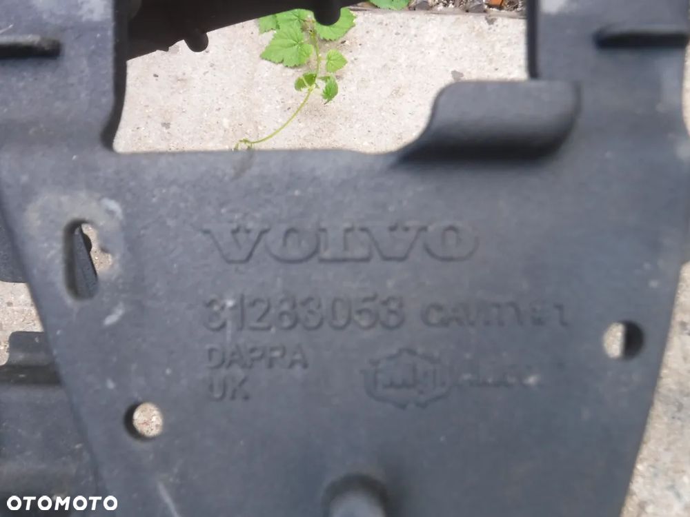Volvo V60 S60 II pas przod wzmocnienie  31283058 - 6