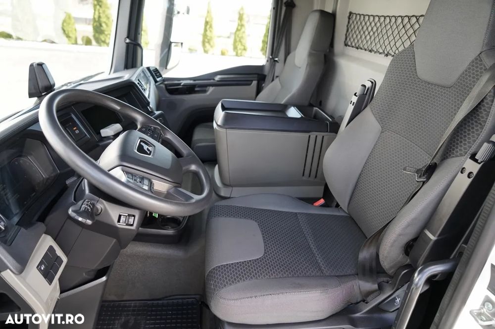 MAN TGL 12.250 / CAMION SOLO / CONTAINER 8 M / LIFT / UȘĂ LATERALĂ / 2021 - 27