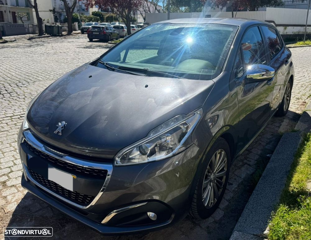 Peugeot 208 1.5 BlueHDi Active - 1