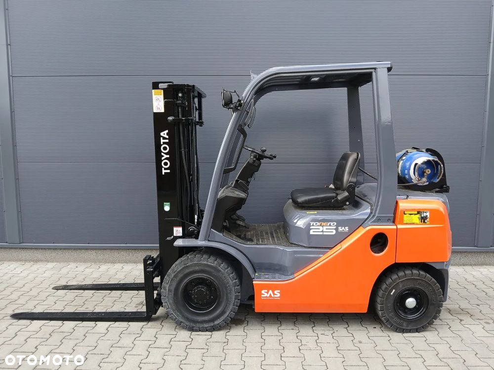 Toyota 02-8FGF25 - 9