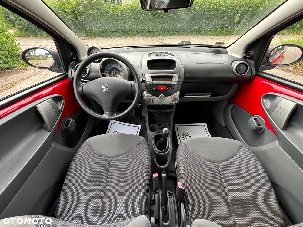 Peugeot 107 70 Street Racing - 24