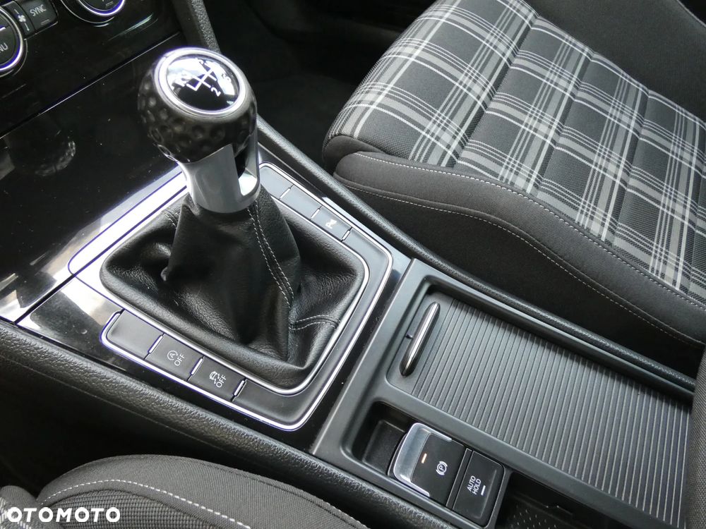Volkswagen Golf ver-vii-2-0-tdi-bmt-gtd - 22