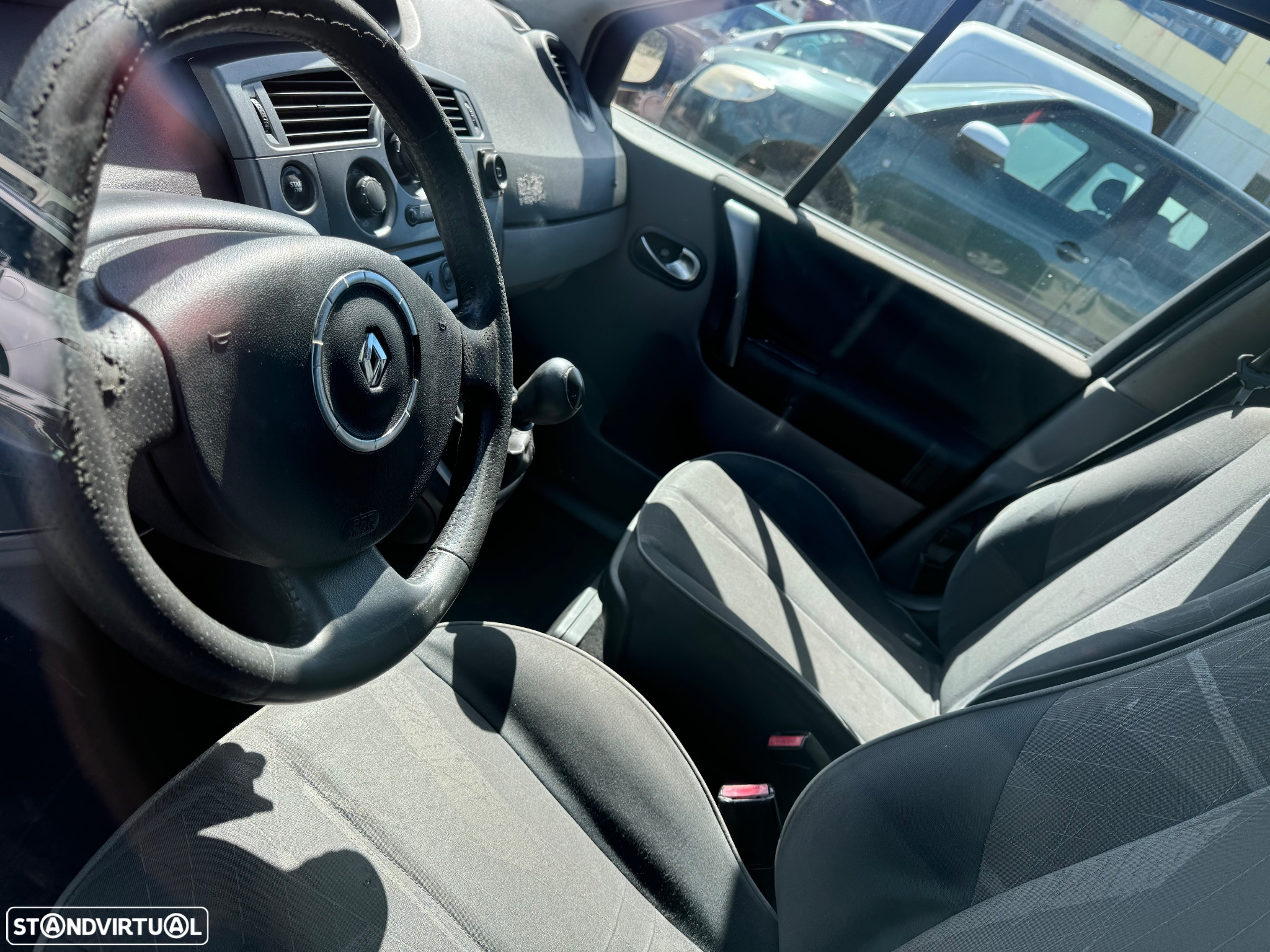 Renault Scenic 1.5 Dci de 2006 para peças - 7