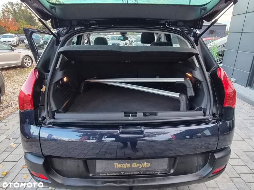 Peugeot 3008 1.6 Premium - 24