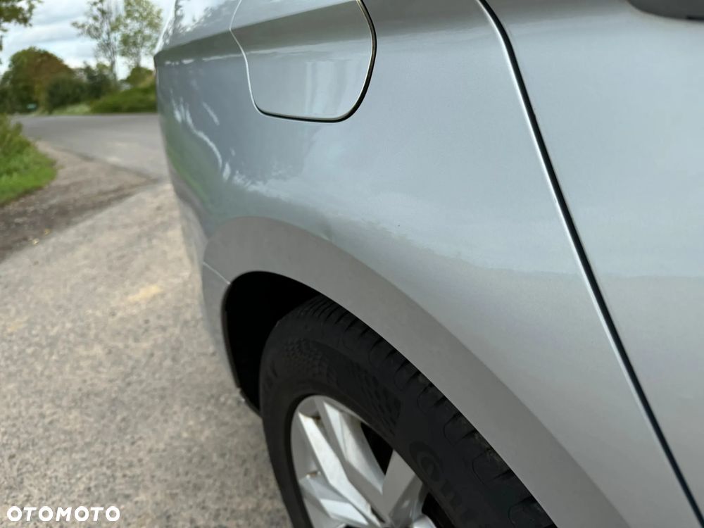 Volkswagen Passat Variant 2.0 TDI (BlueMotion Technology) Comfortline - 20