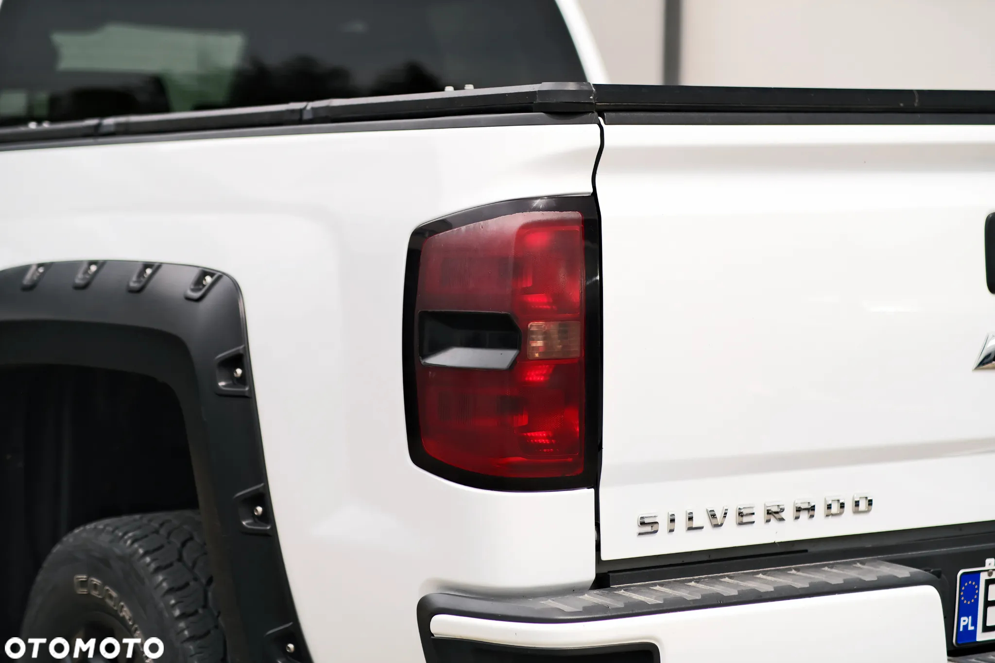 Chevrolet Silverado - 11