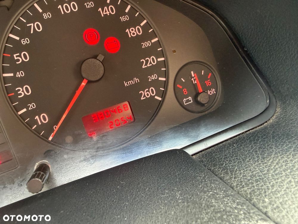 Audi A6 Limousine 2.8 - 10