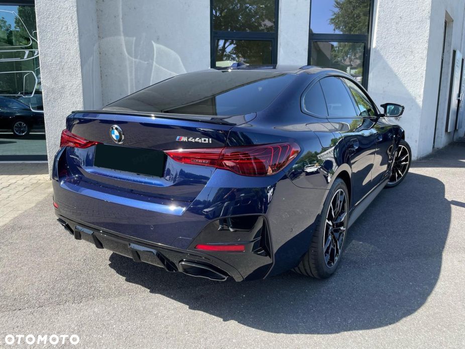 BMW Seria 4 M440i xDrive mHEV - 4