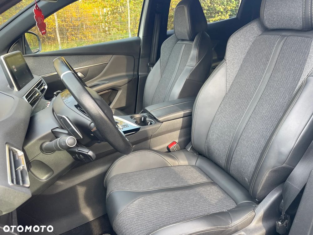 Peugeot 3008 1.6 PureTech GPF GT Line S&S EAT8 - 29