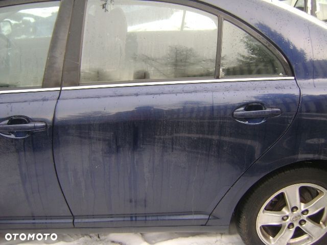 DRZWI L.T TOYOTA AVENSIS T25 03-09 8S6 - 1