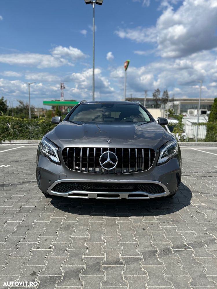 Mercedes-Benz GLA 220 d 4MATIC Aut. - 2