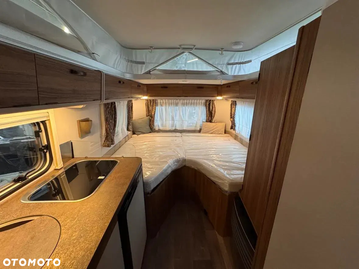 Hymer-Eriba Touring 542 - 9
