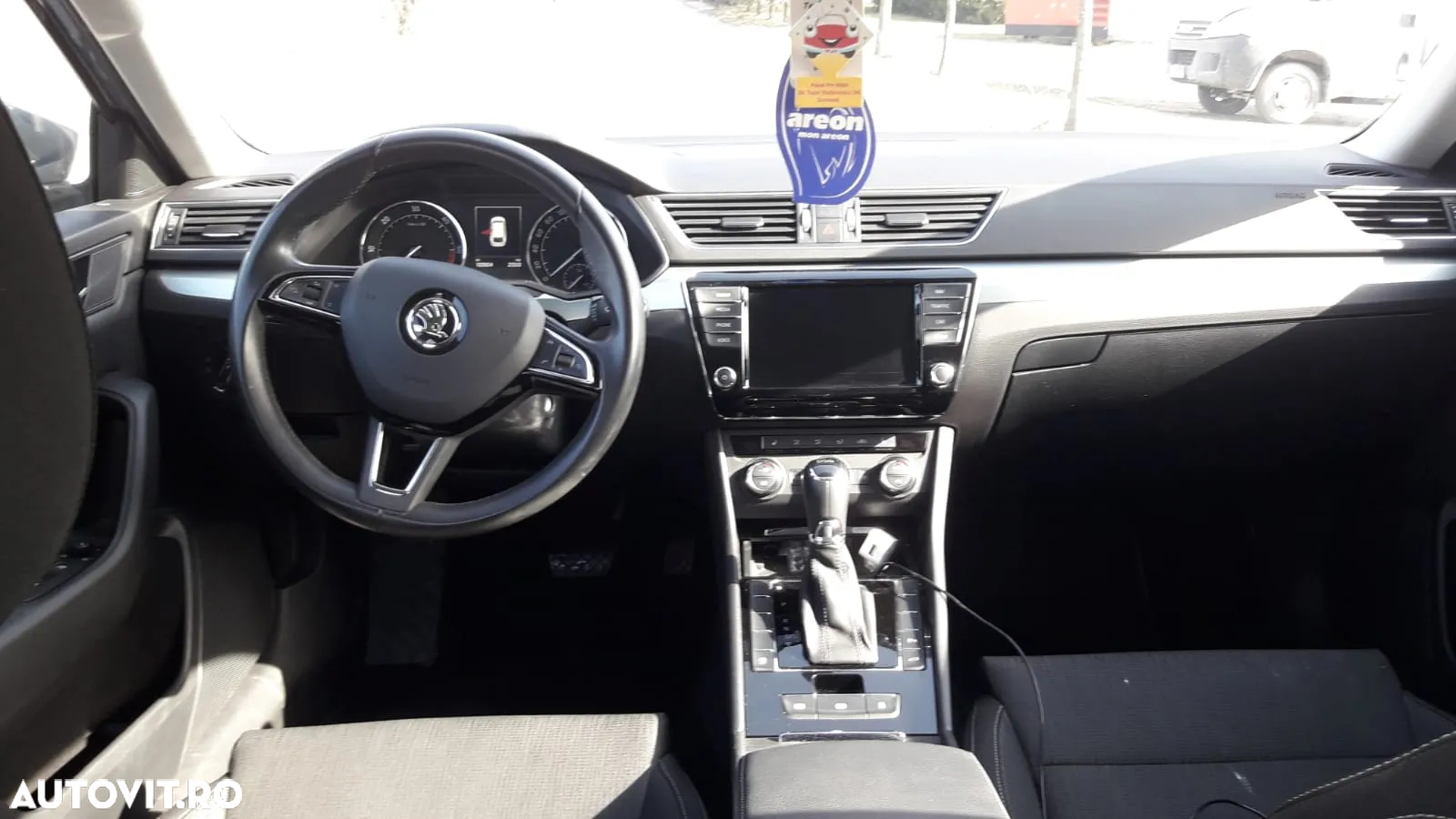 Skoda Superb Combi 1.6 TDI DSG Active - 4
