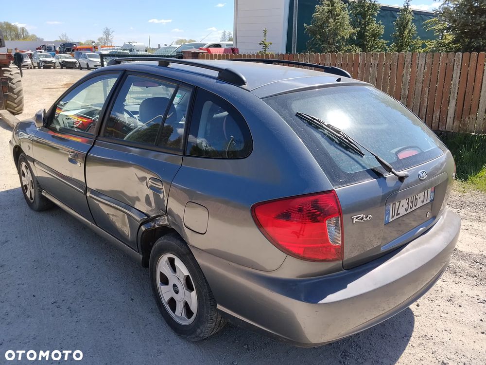 Kia Rio 1.5 GLX - 6