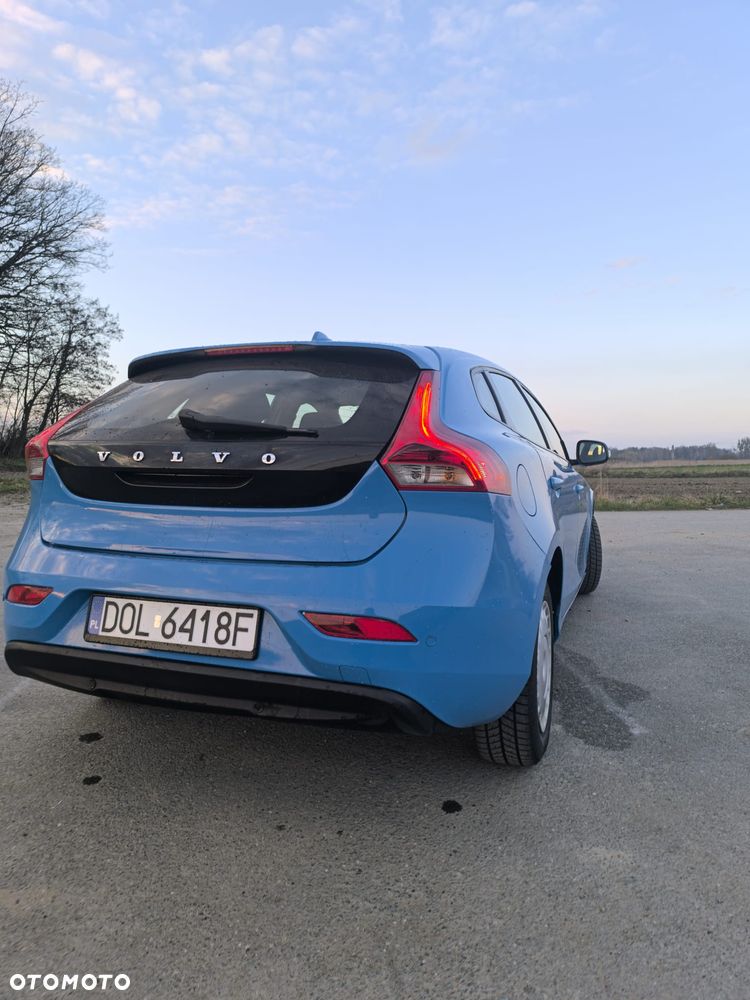 Volvo V40 D2 Kinetic - 4