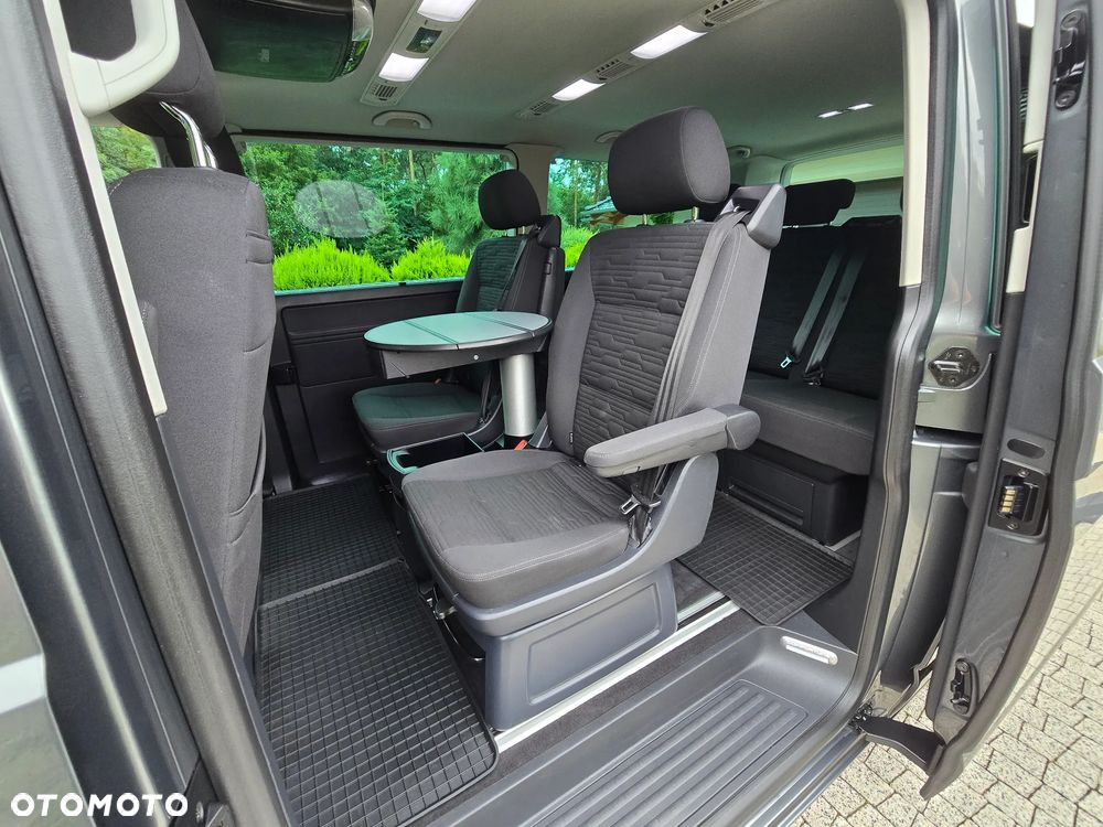 Volkswagen Multivan - 9