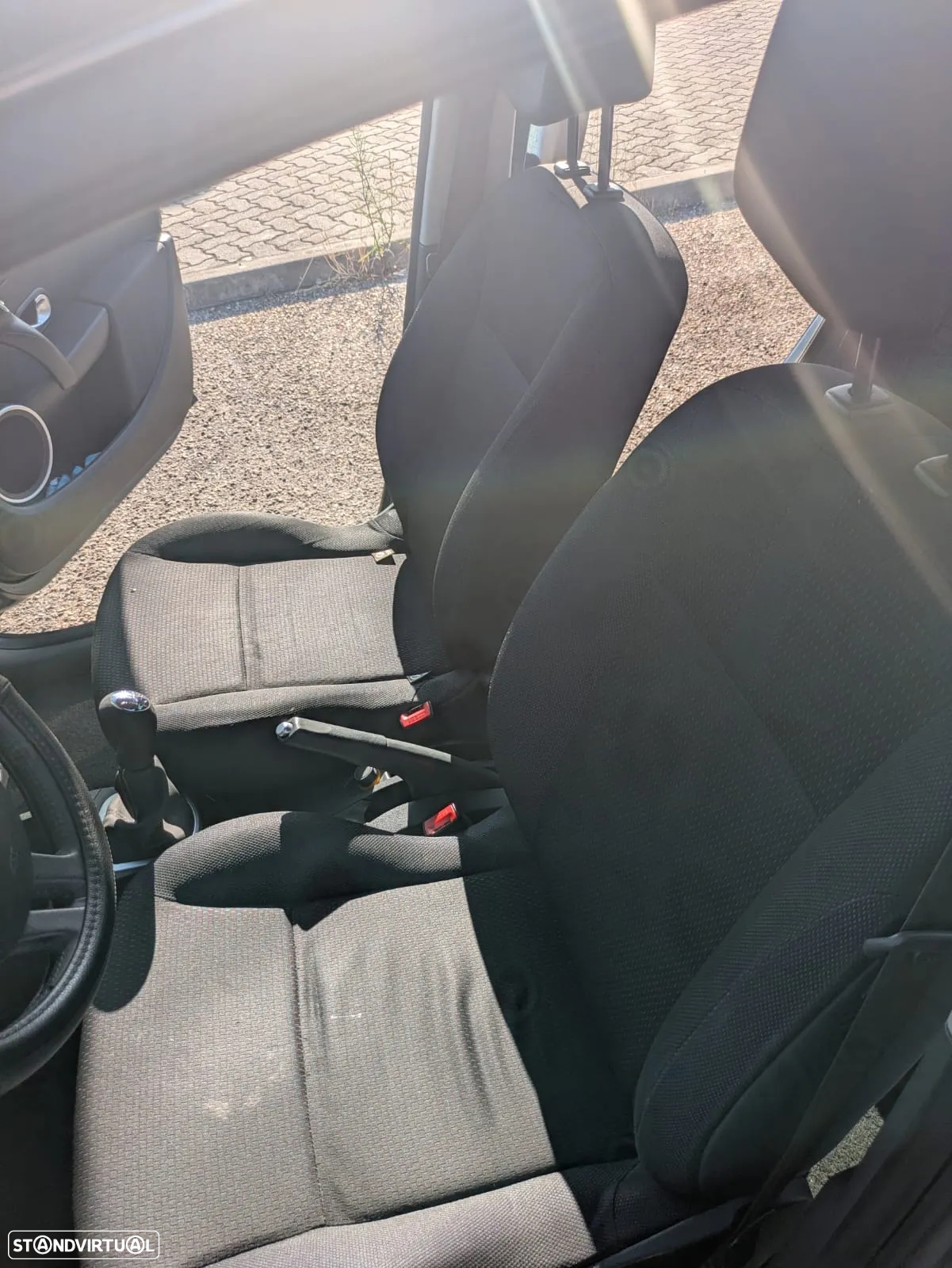 Renault Clio 1.2 16V Confort - 8