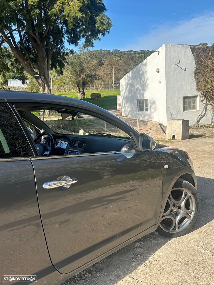 Alfa Romeo MiTo 1.3 JTD Distinctive - 5