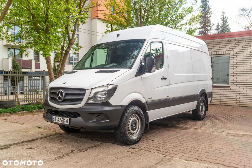 Mercedes-Benz Sprinter 319 W906 FL - 3