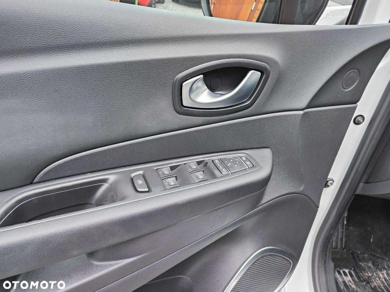 Renault Captur 1.2 Energy TCe S-Edition EDC - 18