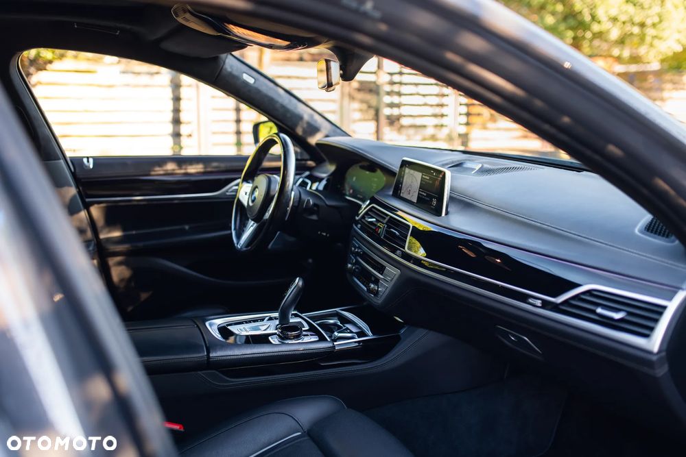 BMW Seria 7 740d xDrive mHEV sport - 14