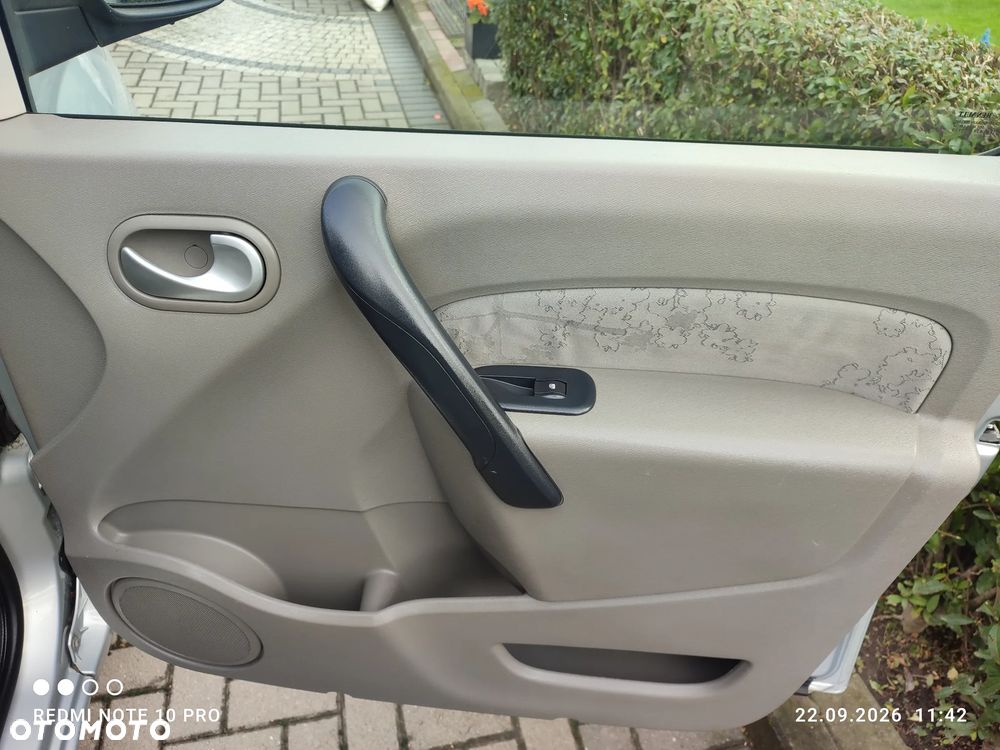 Renault Kangoo dCi 90 FAP Expression - 26