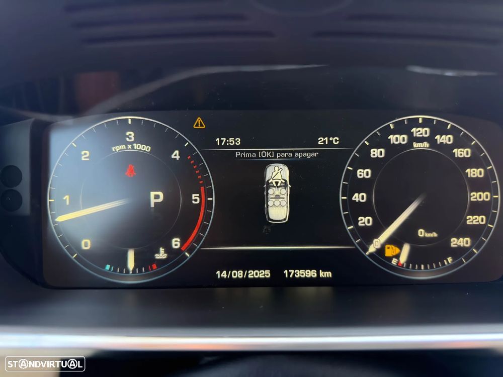 Land Rover Range Rover 4.4 SDV8 Vogue - 25
