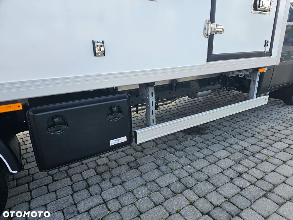 Iveco Daily 50C18 HI-MATIC CHŁODNIA od+10 do -20C ZANOTTI SFZ 248 - 9