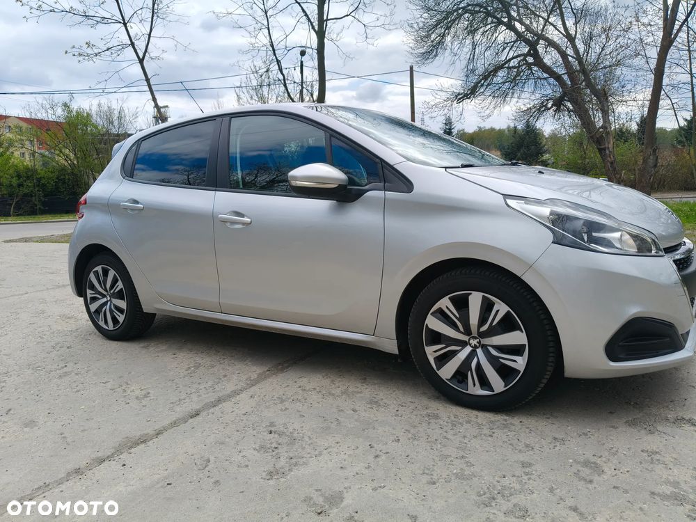 Peugeot 208 Blue-HDi 100 Stop&Start Active - 12