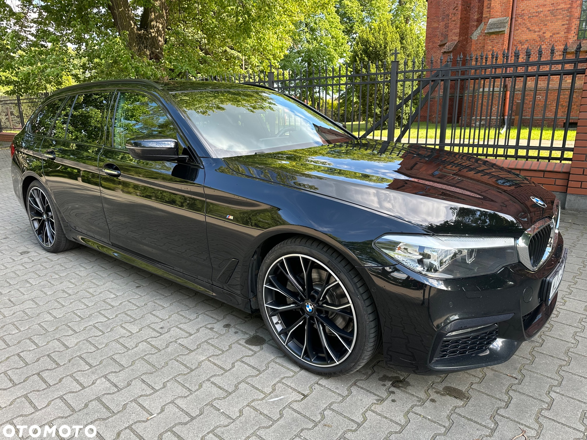 BMW Seria 5 520d xDrive Sport - 9