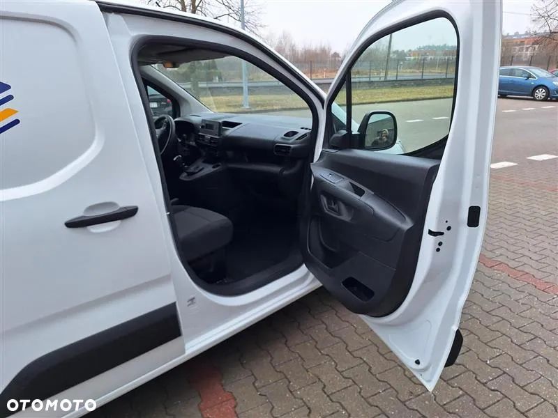 Opel Combo Life 1.2 Turbo S&S - 11