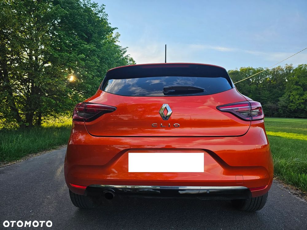 Renault Clio - 8