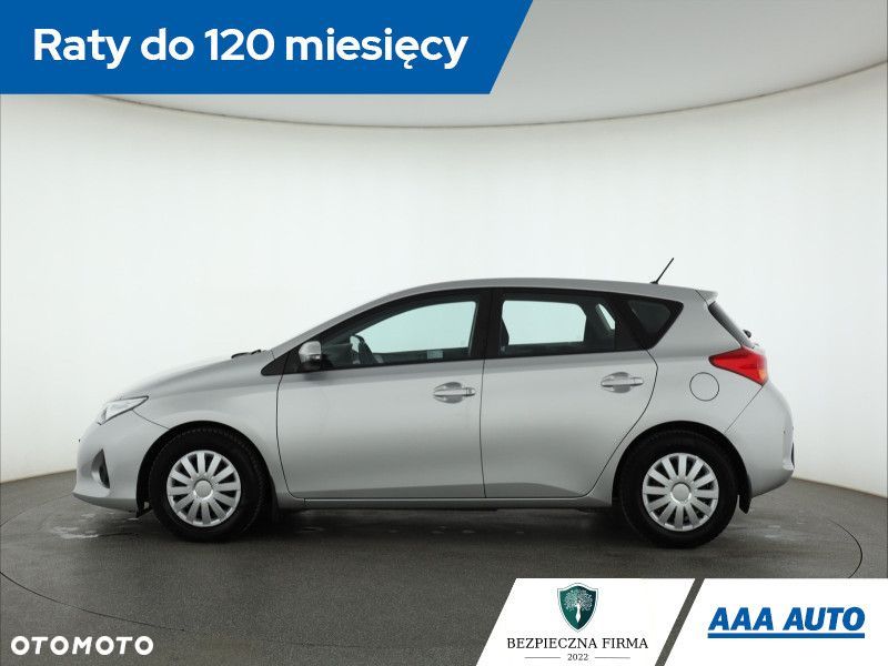 Toyota Auris - 4
