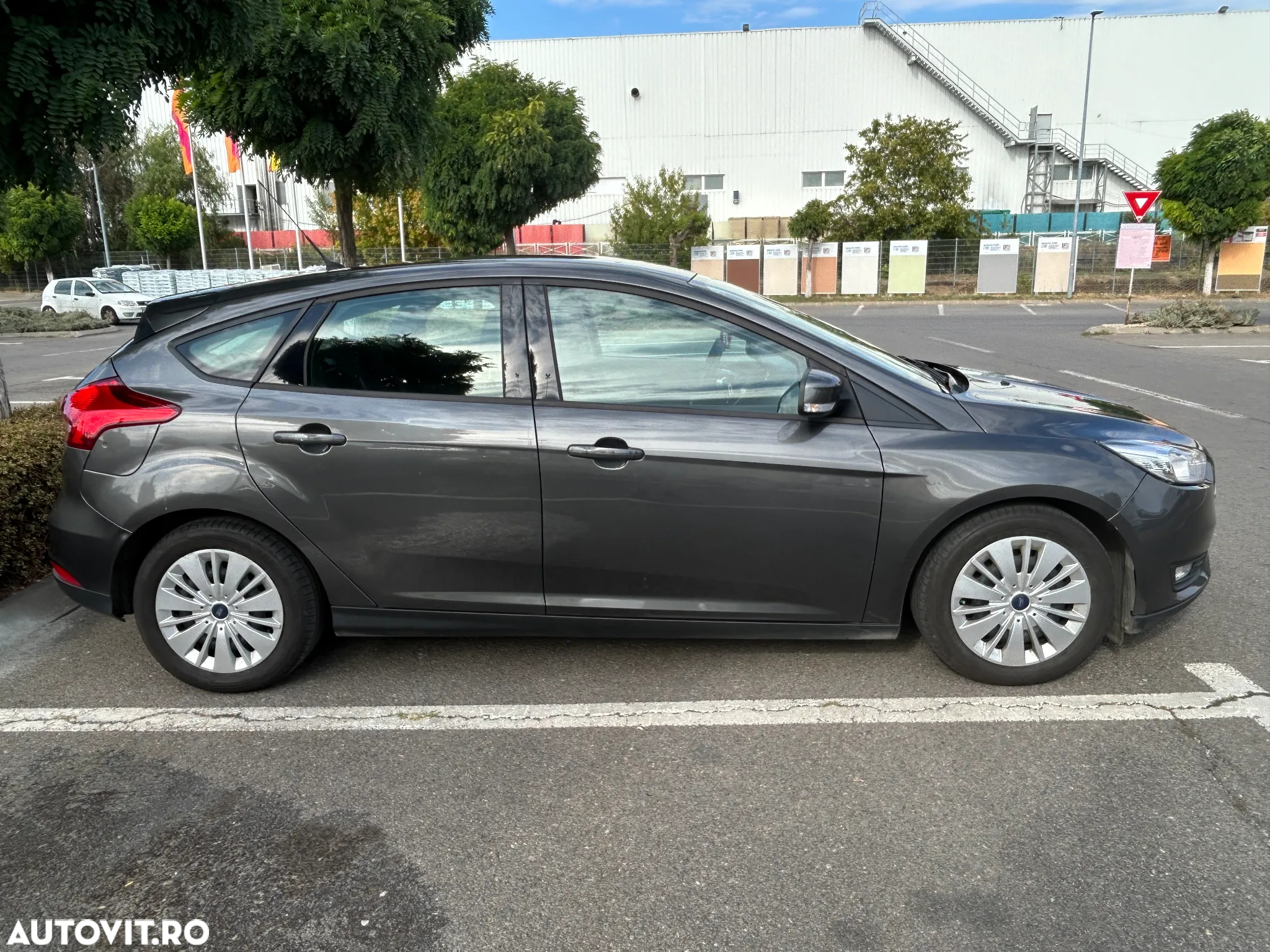 Ford Focus 1.5 TDCi Trend - 4