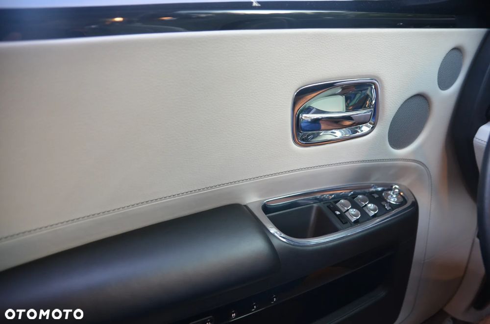 Rolls-Royce Ghost Standard - 37