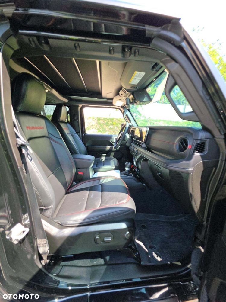 Jeep Wrangler - 9