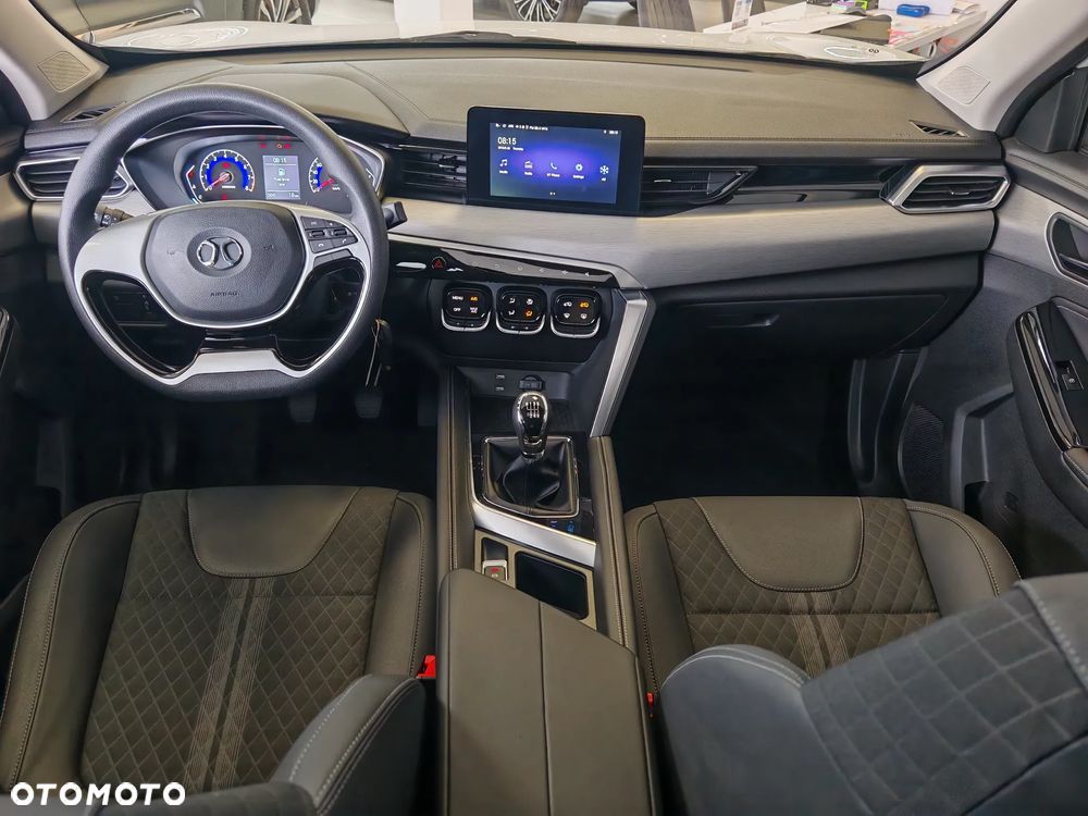 BAIC 3 1.5T Luxury - 9