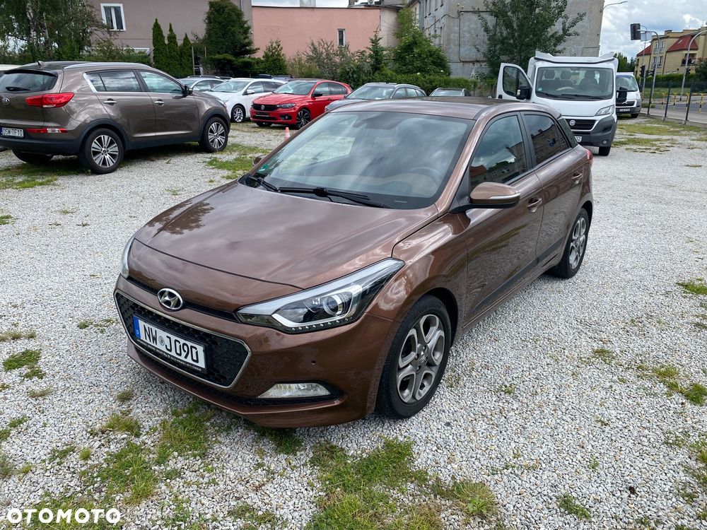 Hyundai i20 1.4 YES Gold - 3