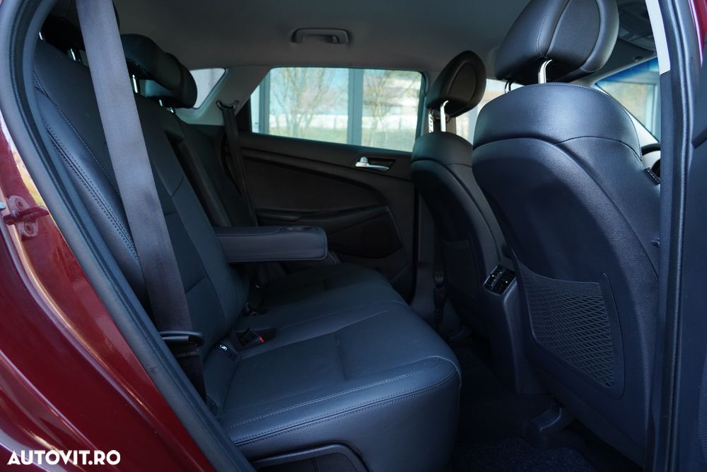 Hyundai Tucson 2.0 CRDI 4WD Automatik Premium - 14